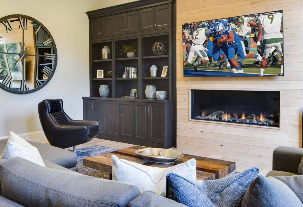 Ortal front facing fireplace